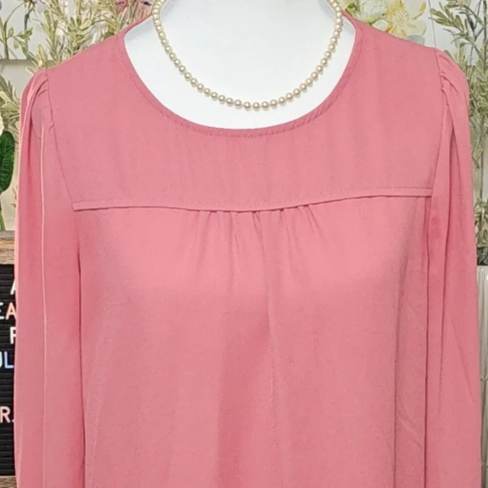 J. CREW SIZE XS BUTTON SLEEVE LOOSE FITTING CASUAL BLOUSE IN MAUVE\BLUSH PINK
